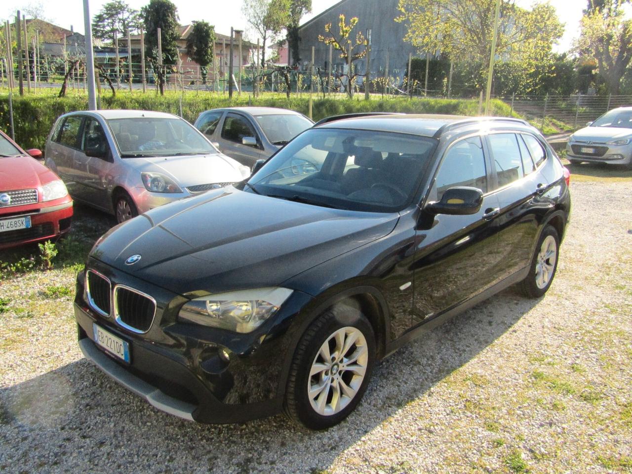 Bmw X1 2.0 18D manuale anche neopat.
