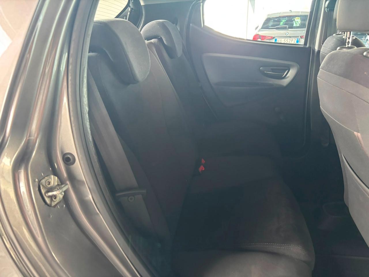 Lancia Ypsilon 0.9 TwinAir 85 CV 5 porte Metano Ecochic Gold