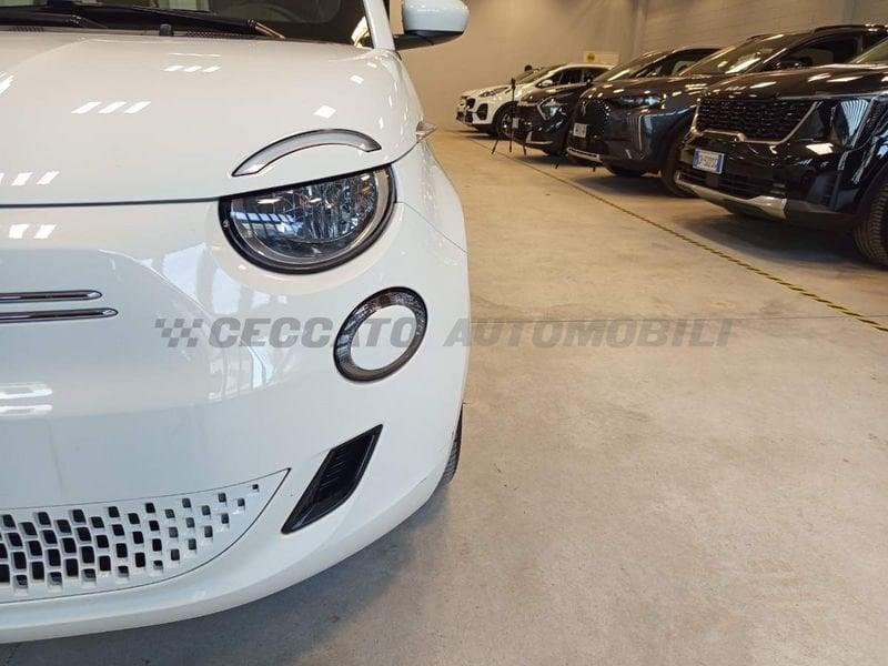 FIAT 500 500e 42 kWh Passion