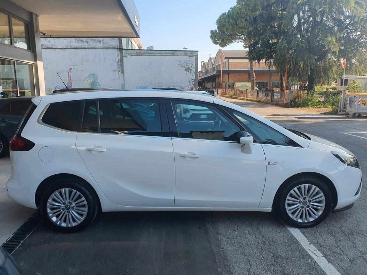 Opel Zafira Tourer 1.4 Turbo 140CV GPL Cosmo