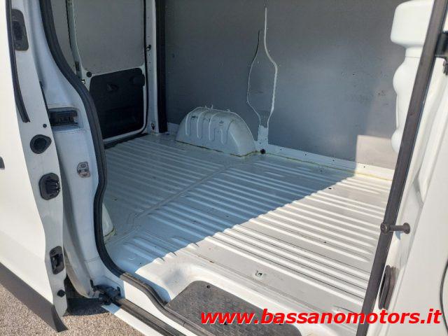 RENAULT Trafic T27 1.6 dCi 120CV PC-TN Furgone Ice