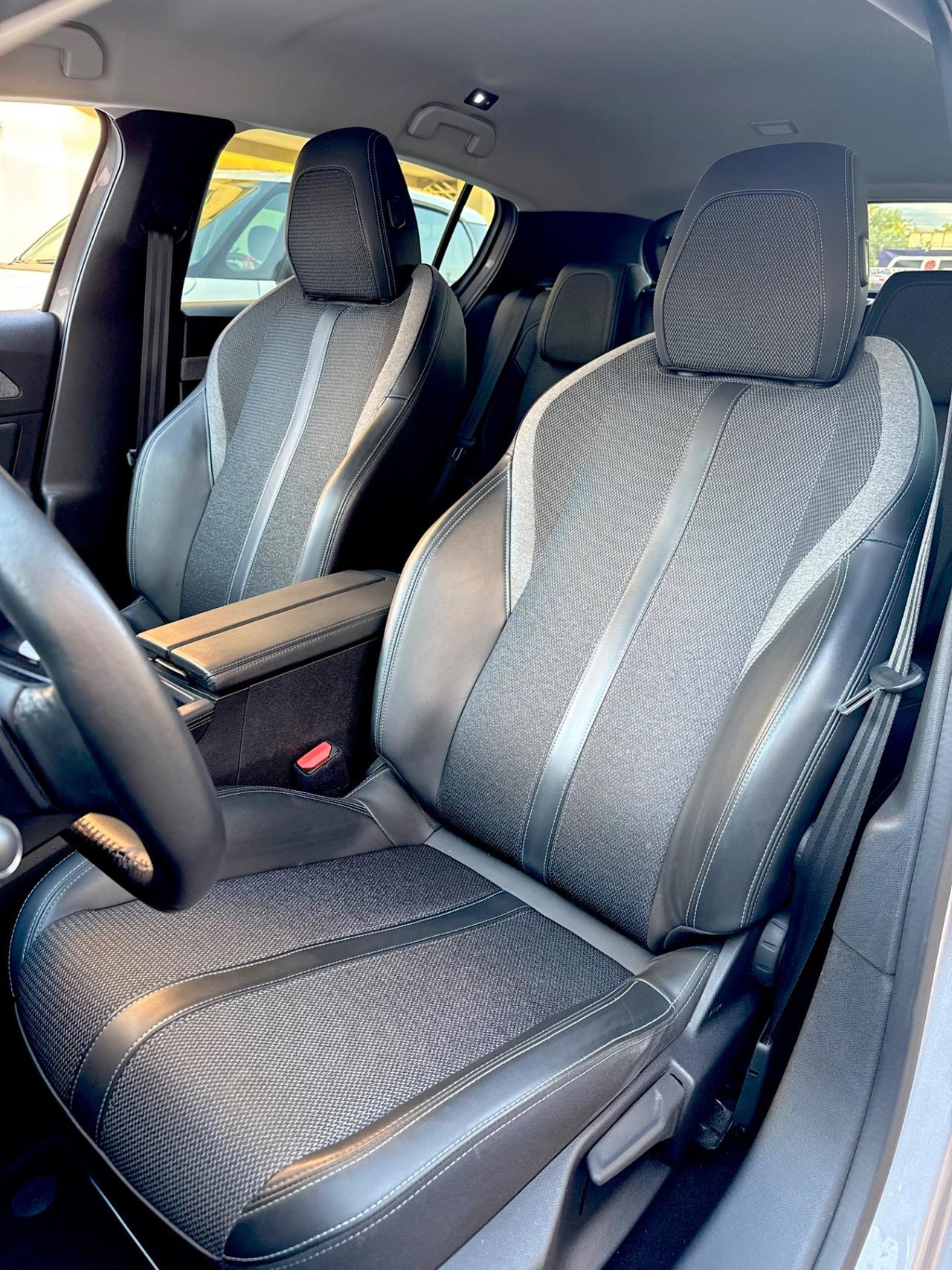 Peugeot 308 1.5 Diesel Gt Pack 130 Cv