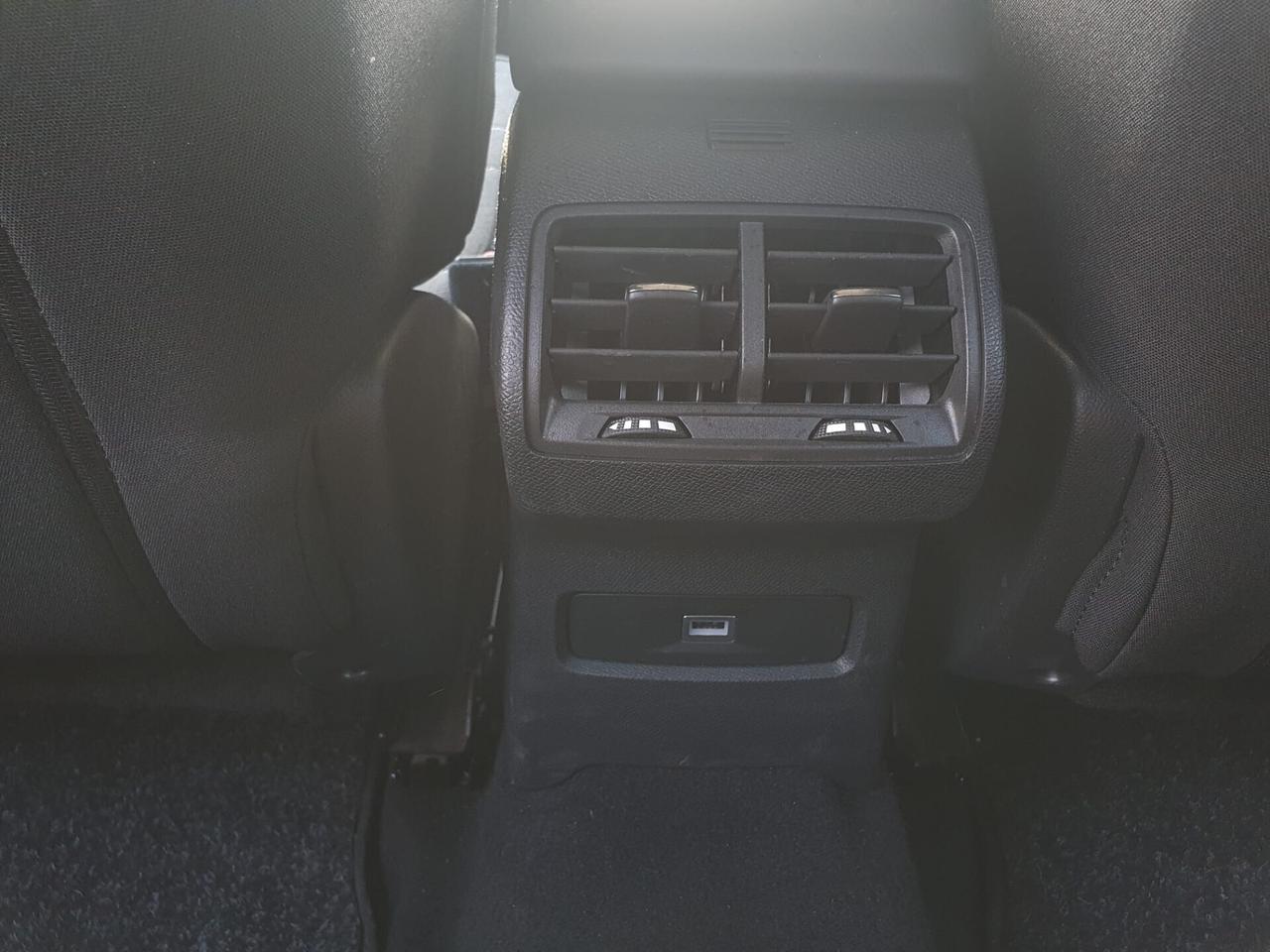 Citroen C4 BlueHDi 130 S&S EAT8 Shine