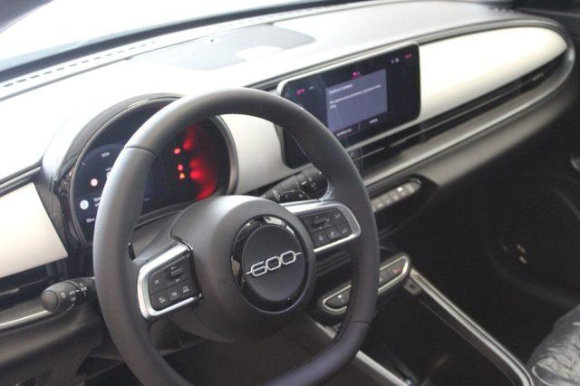 FIAT 600 Hybrid 110 CV DCT MHEV -KM0