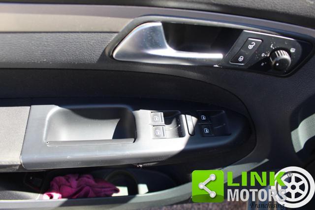 VOLKSWAGEN Touran 1.9 TDI 105CV DPF Highline 7 Posti per Neopatent..