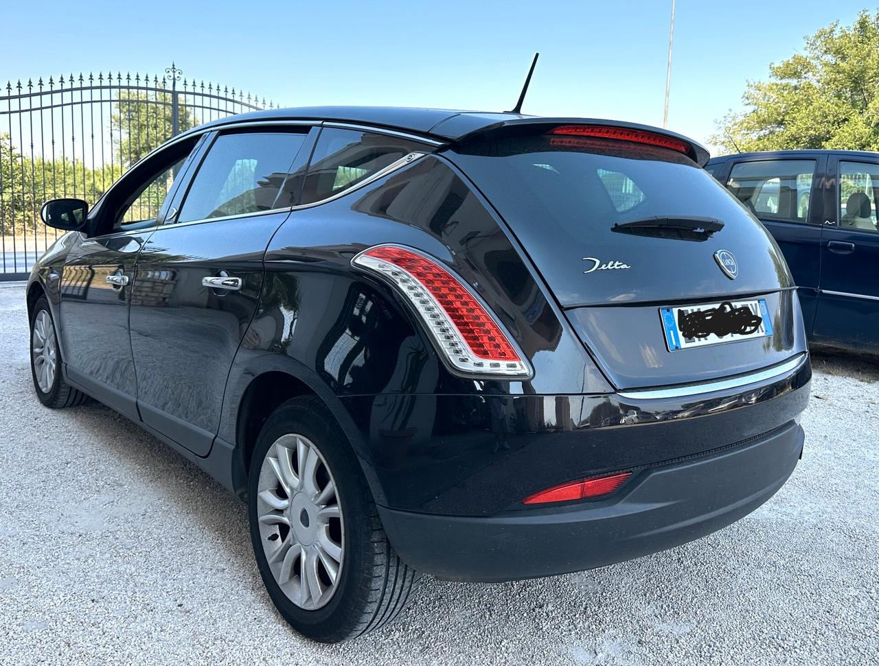 Lancia Delta 1.6 MJT Selectronic Platinum 2011