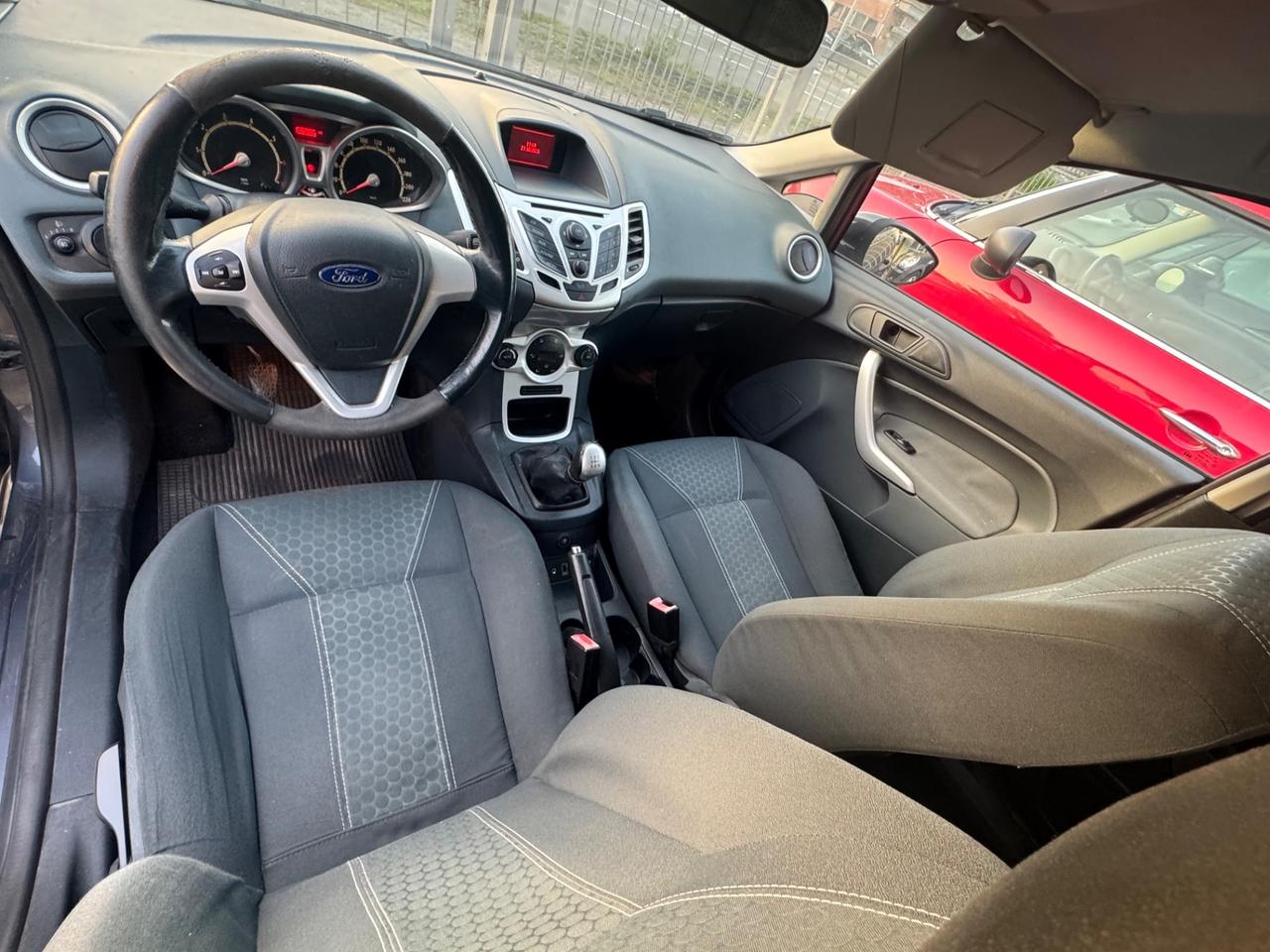 Ford Fiesta 1.4 5 porte Bz.- GPL Titanium