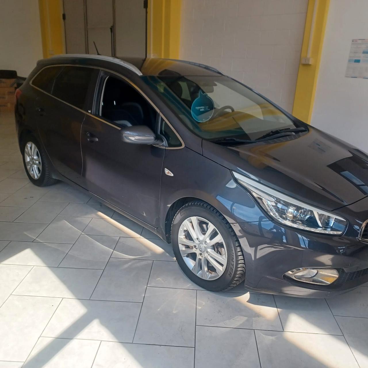 135288KM KIA CEED 1.6 TDI SW OTTIME CONDIZIONI EURO5