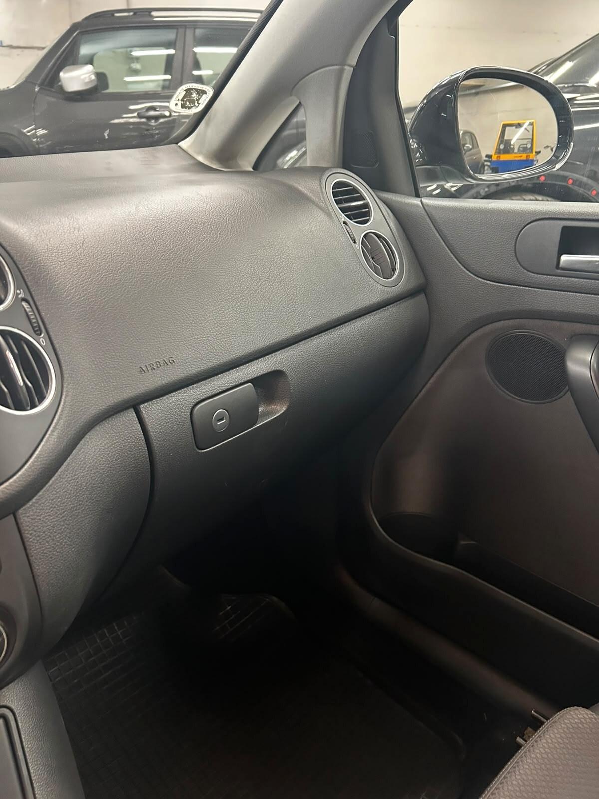 Volkswagen Golf Plus 1.9 TDI DPF DSG Comfortline 105CV