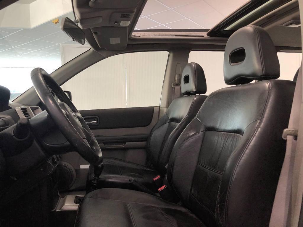 Nissan X-Trail 2.2 dCi Elegance