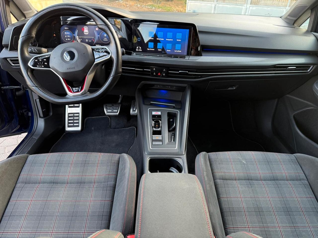 Volkswagen Golf GTI 2.0 DSG TETTO APRIBILE