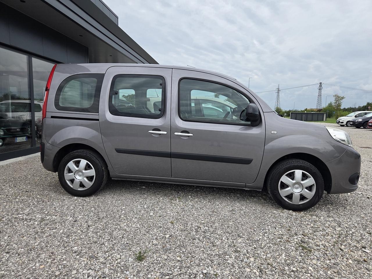RENAULT KANGOO 1.2 BENZINA DEL 2016