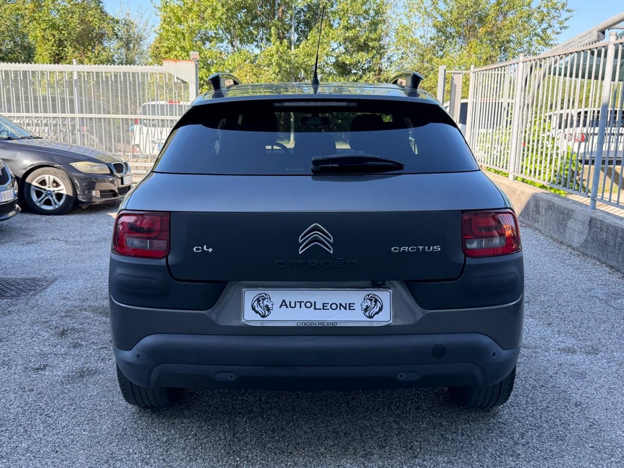 Citroen C4 Cactus 1.2 82cv Just Black