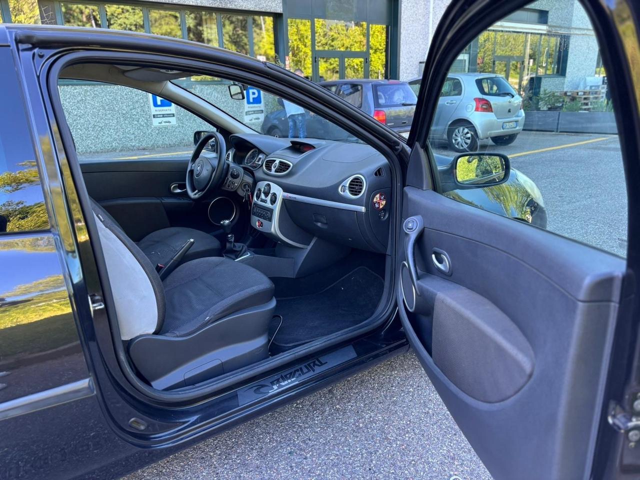 Renault Clio 1.2 16V 3 porte
