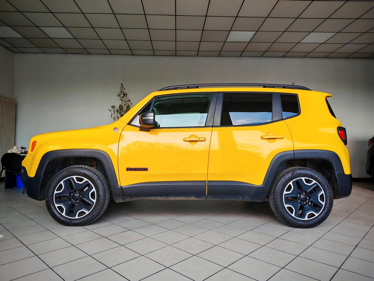 Jeep Renegade 2.0 Mjt 170CV 4WD Active Drive Low Trailhawk