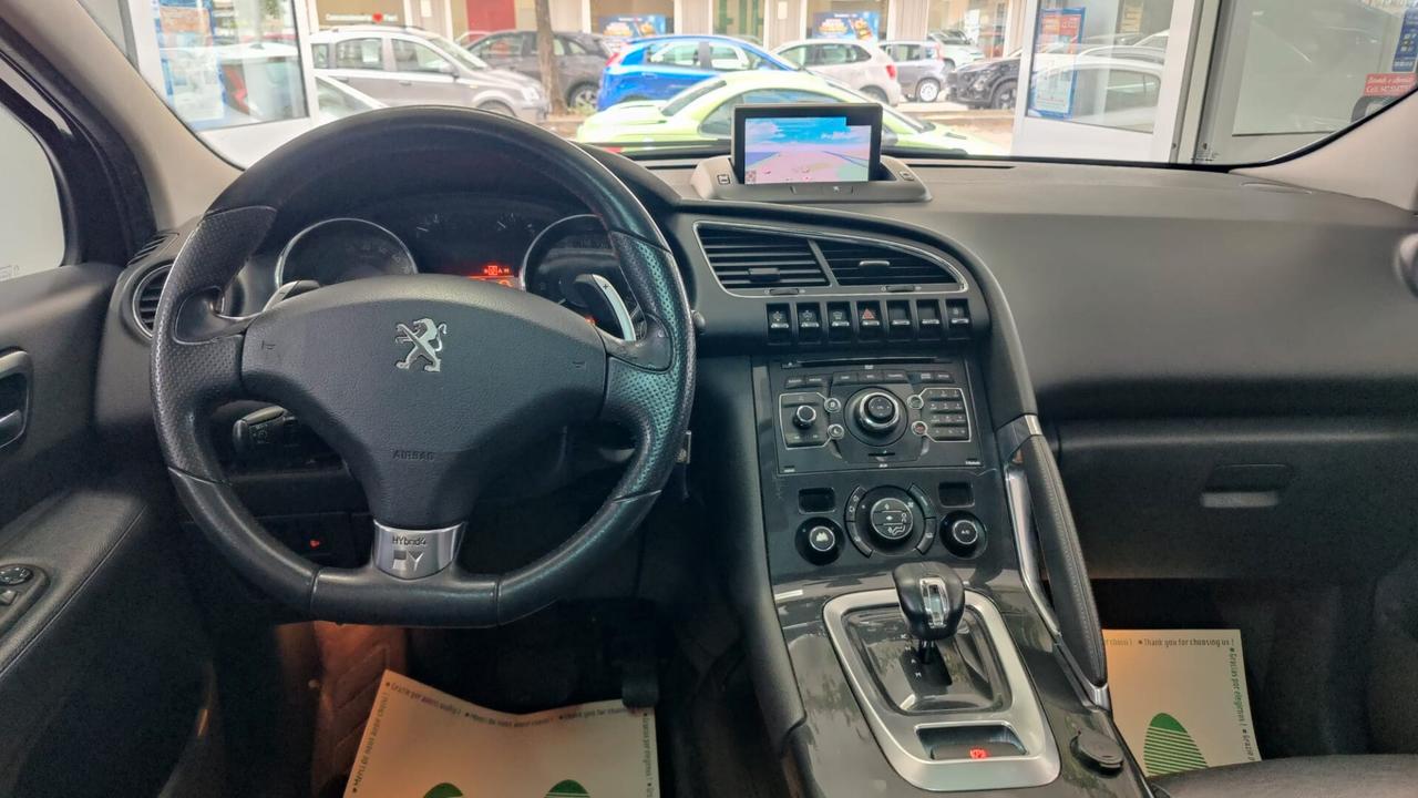 Peugeot 3008 HYbrid4
