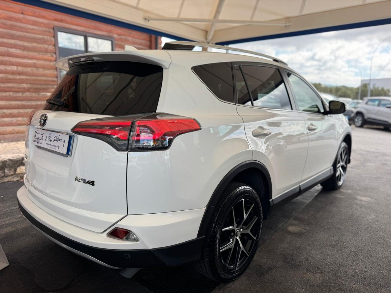 Toyota RAV 4 RAV4 2.0 D-4D 2WD Lounge