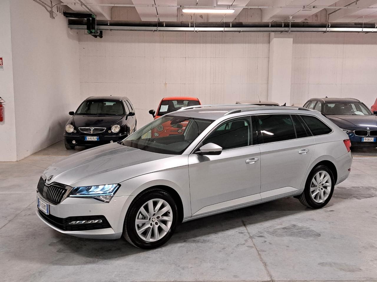 Skoda Superb 2.0 TDI EVO SCR 200CV Executive Wagon DSG Km.0