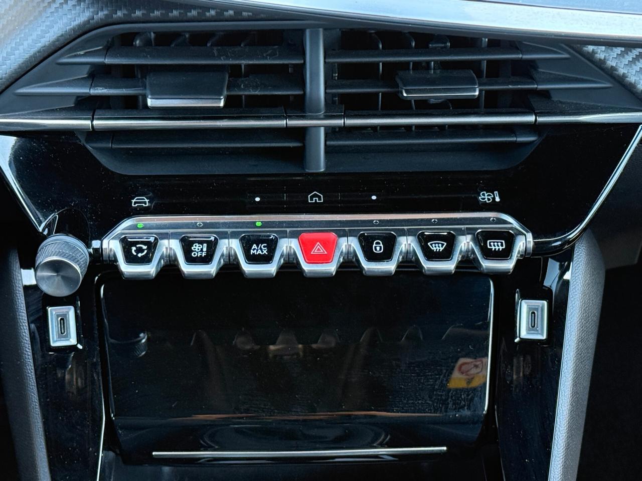 Peugeot 2008 PureTech 130 S&S EAT8 Allure