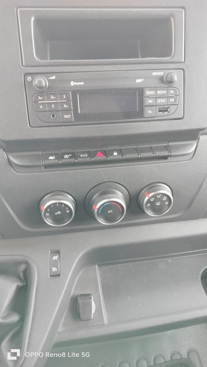 RENAULT master T35 2.3 L4H3 IVA COMPRESA