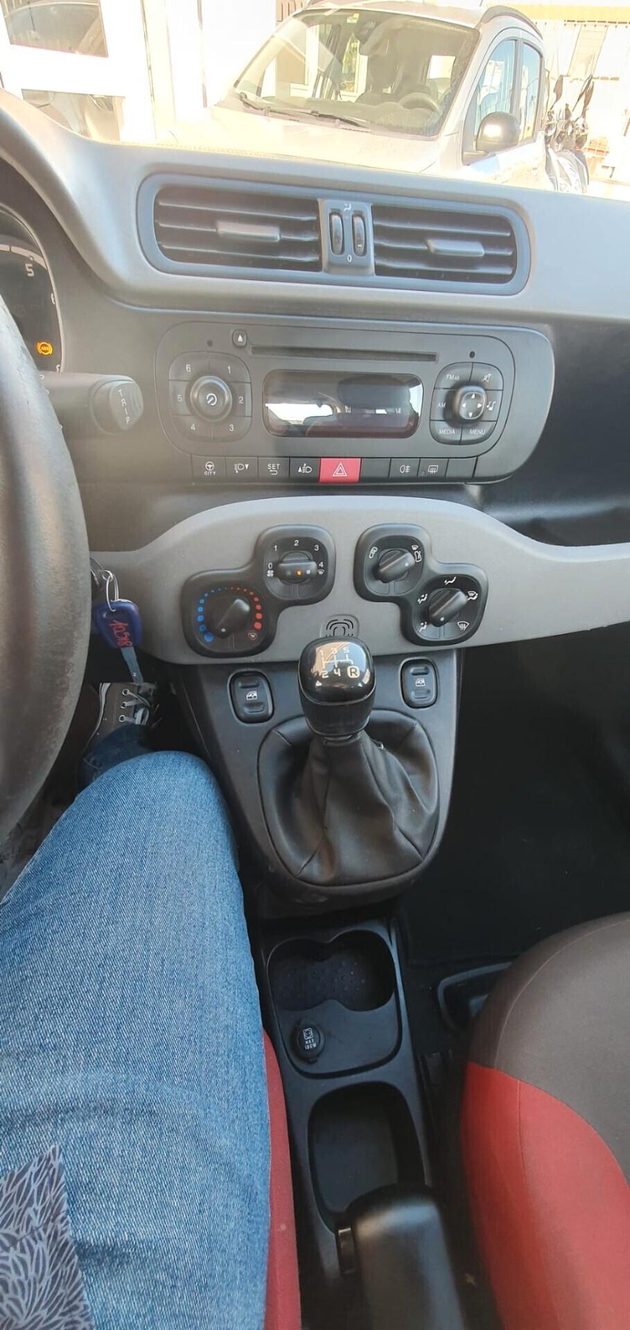 Fiat Panda 1.2 benz Pop star Neopatentati