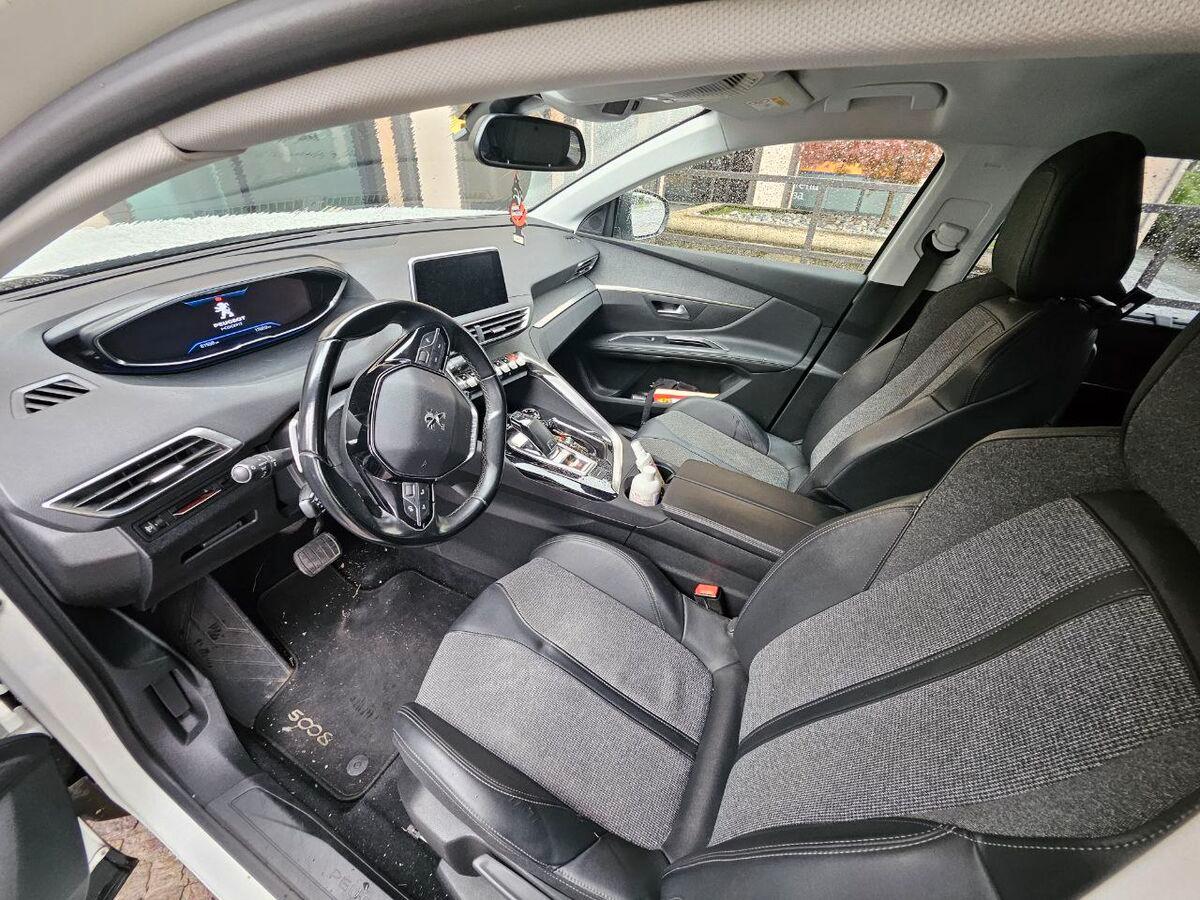 Peugeot 5008 1.2 pt t Allure s&s 130cv 7p.ti eat8