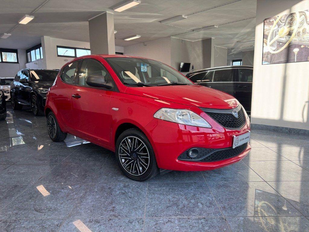Lancia Ypsilon 1.2 69 CV 5 porte GPL Ecochic Elefantino Blu