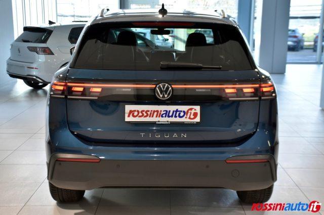 VOLKSWAGEN Tiguan 2.0 TDI 150 CV DSG EDITION PLUS + R18 + GANCIO TRA