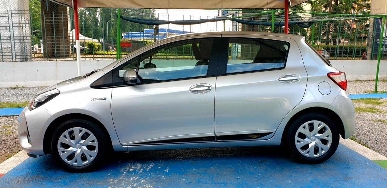 TOYOTA YARIS 1.5 BENZINA/IBRIDA PARI NUOVO 46 MILA KM