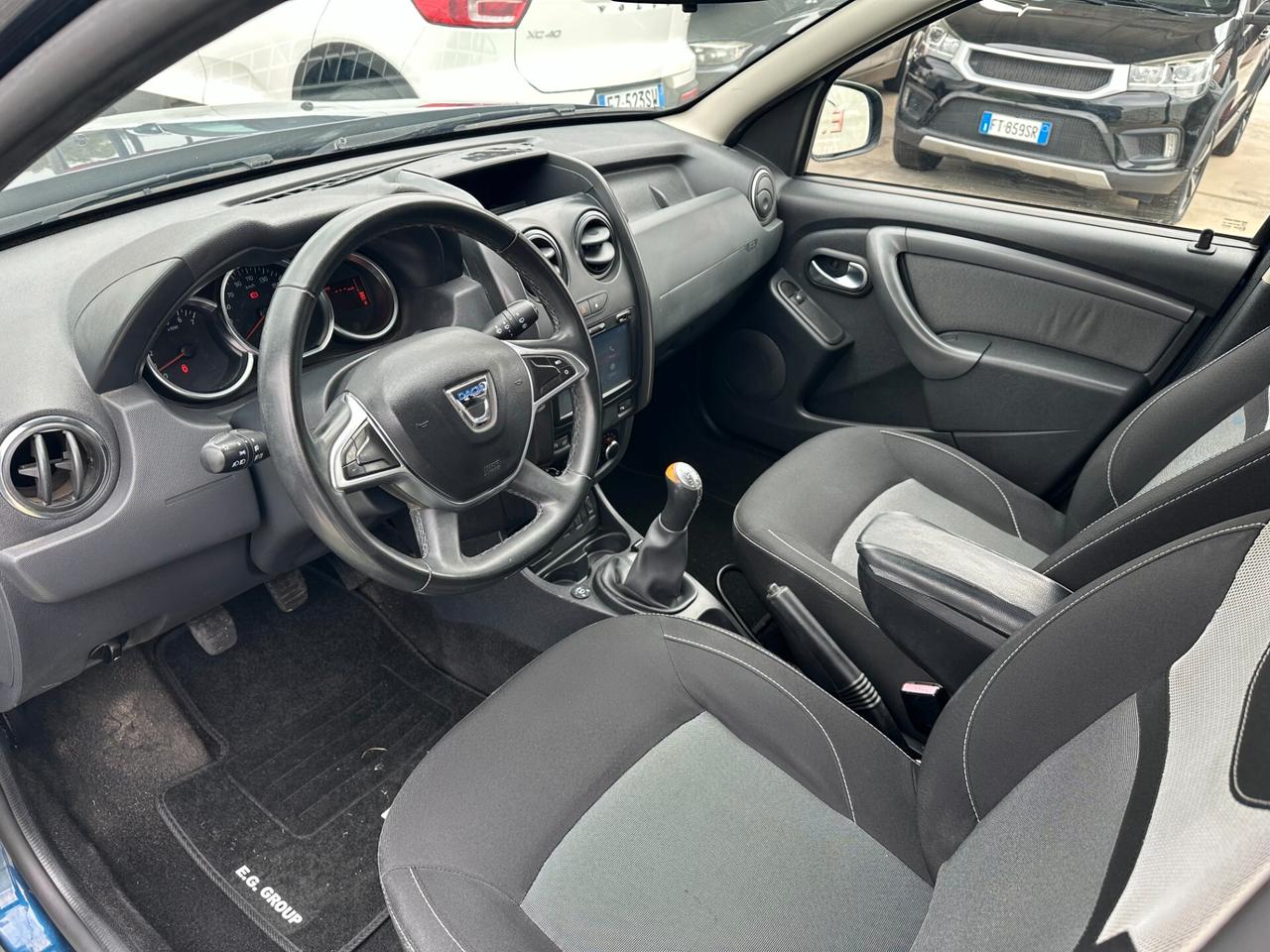 DACIA DUSTER 1.6*LAUREATE*GPL*NAVI*BLUETOOTH*KAMERA*GANCIO*