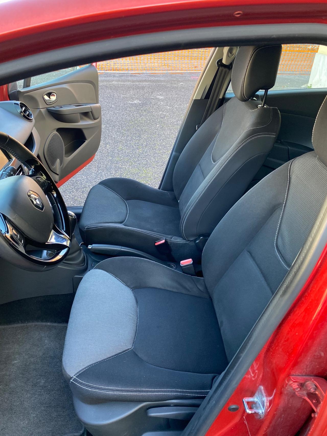 Renault Clio Sporter 1.5 dCi 8V 90CV Start&Stop 83gr. EcoBusiness