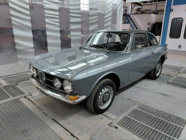 Alfa Romeo GT Veloce 1750 Quadrifoglio Oro 1° Serie del 1968