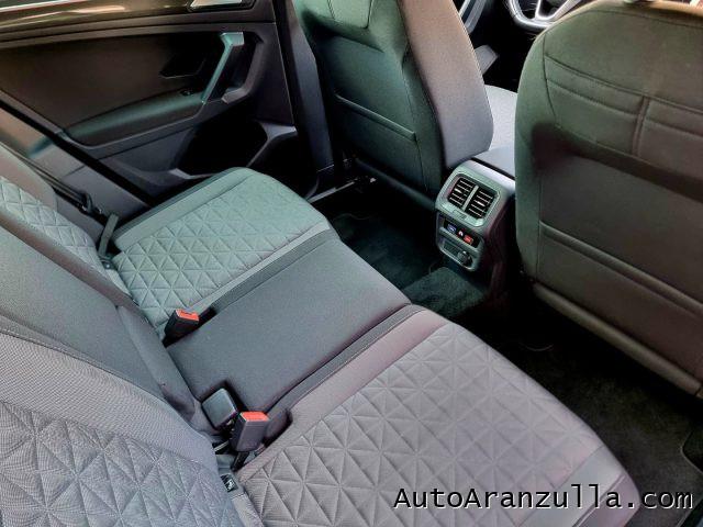 VOLKSWAGEN Tiguan 2.0 TDI 122CV SCR Life Navi - Fari Led