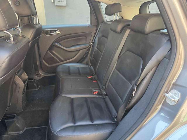 MERCEDES-BENZ B 180 Executive