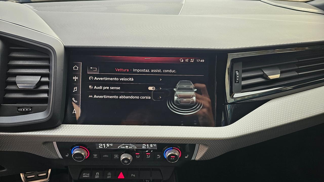 A1 SPB 35 TFSI S tronic S-LINE INTERNO ESTERNO UNIPRO' LED TAGL UFF