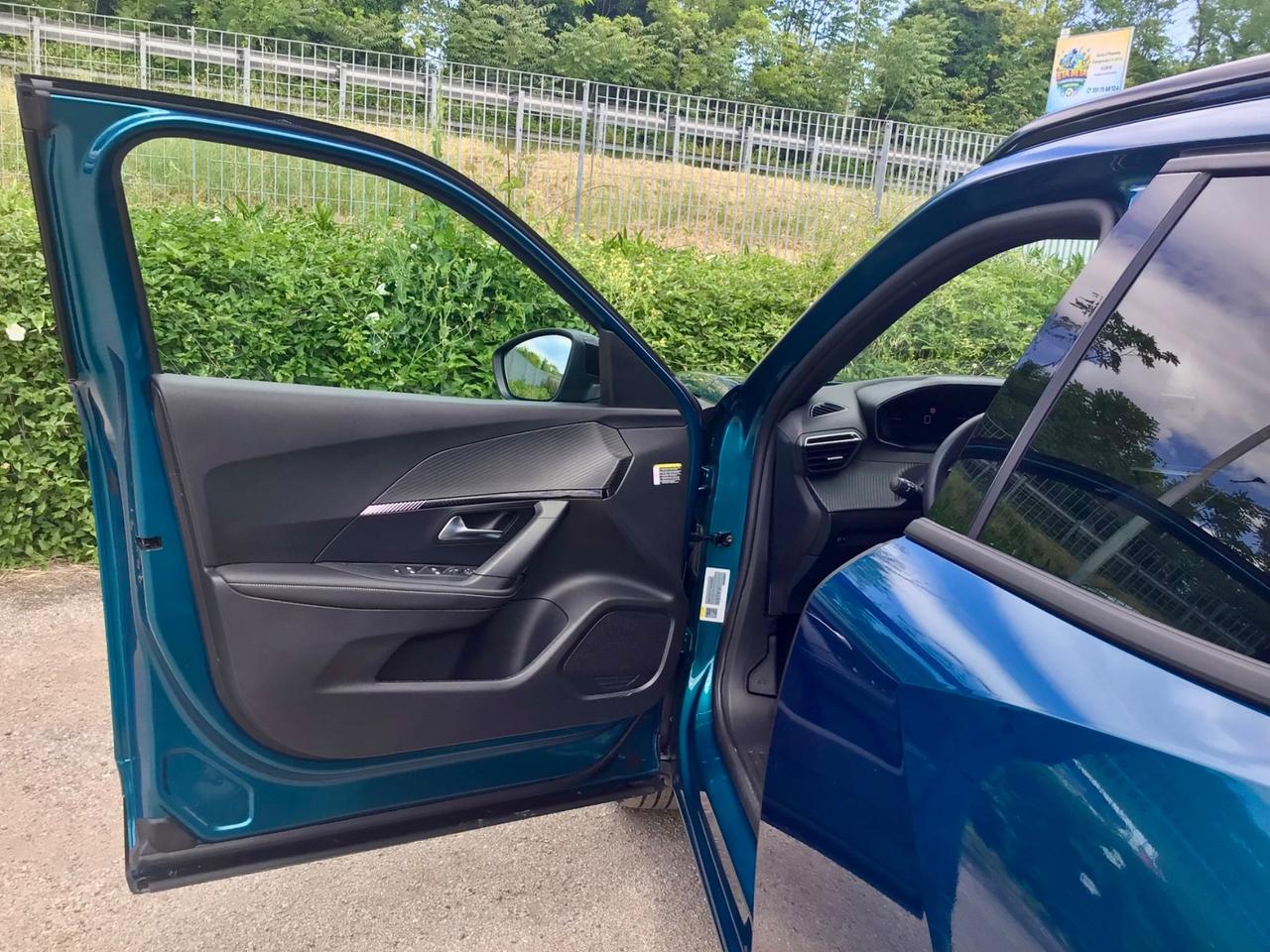 Peugeot 2008 PureTech 100 Cv Allure