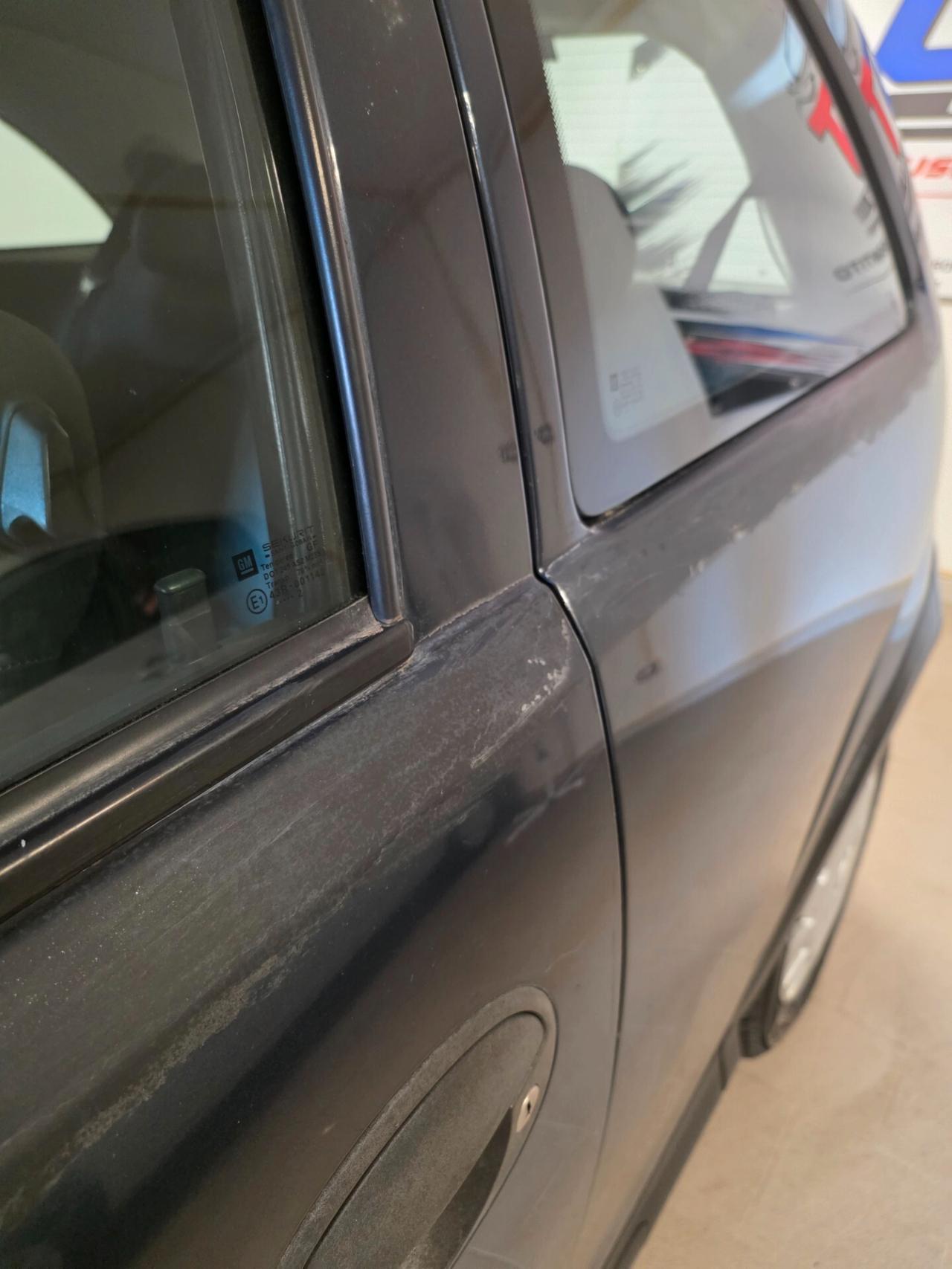 Opel Corsa 1.2i 16V cat 5 porte Comfort