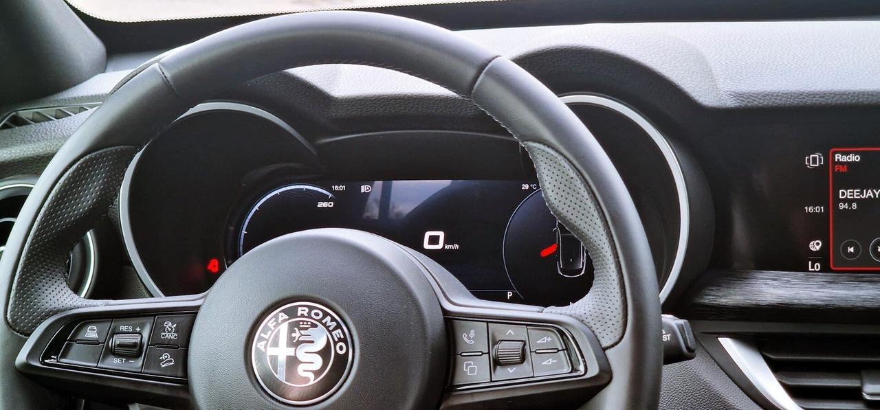 Alfa Romeo Stelvio 2.2 Turbodiesel 160 CV AT8 RWD Super