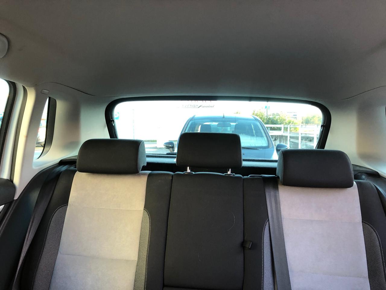 Volkswagen Tiguan 2.0 TDI 110 CV Sport & Style BlueMotion Technology