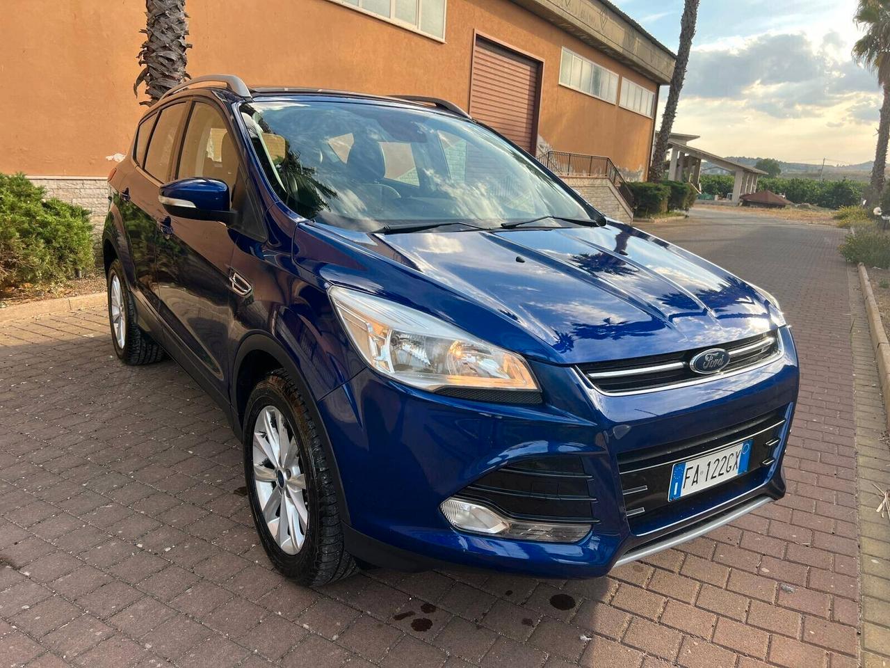 Ford Kuga 2.0 TDCI 150 CV S&S 4WD Titanium