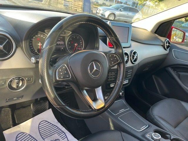 MERCEDES-BENZ B 200 c Sport