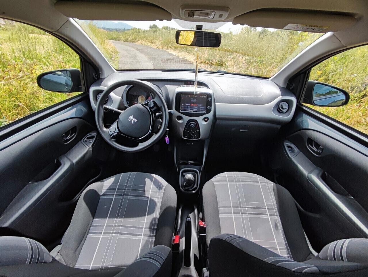 Peugeot 108 VTi 68 5 porte Allure