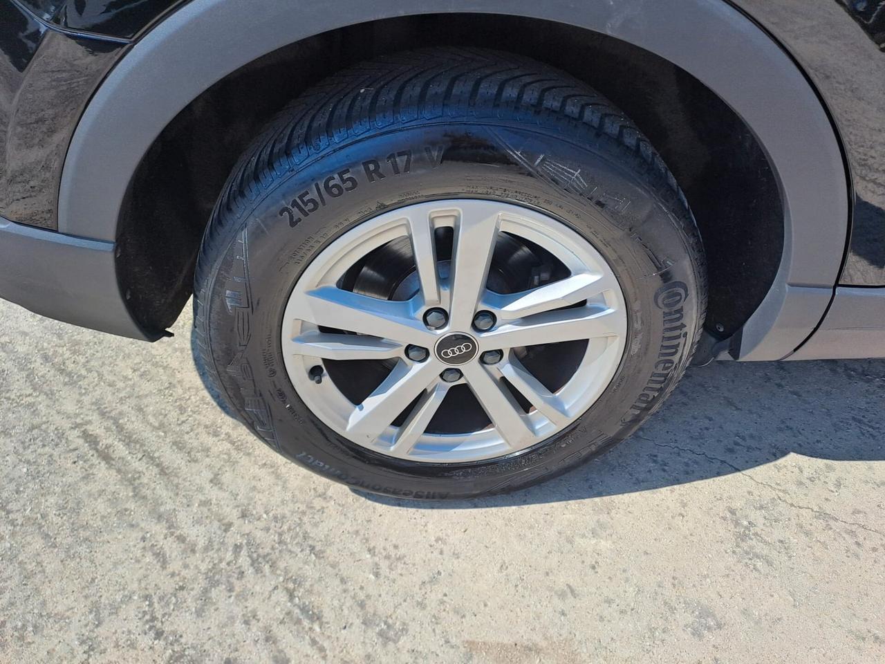 Audi Q3 35 TDI S tronic Business