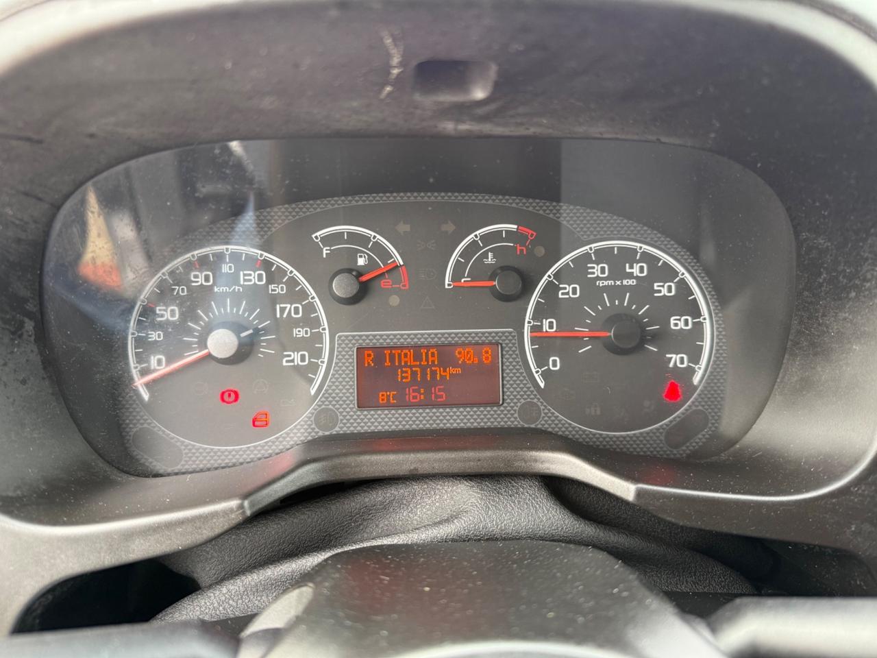 Fiat Qubo 1.3 MJT 95 CV Trekking GANCIO TRAINO