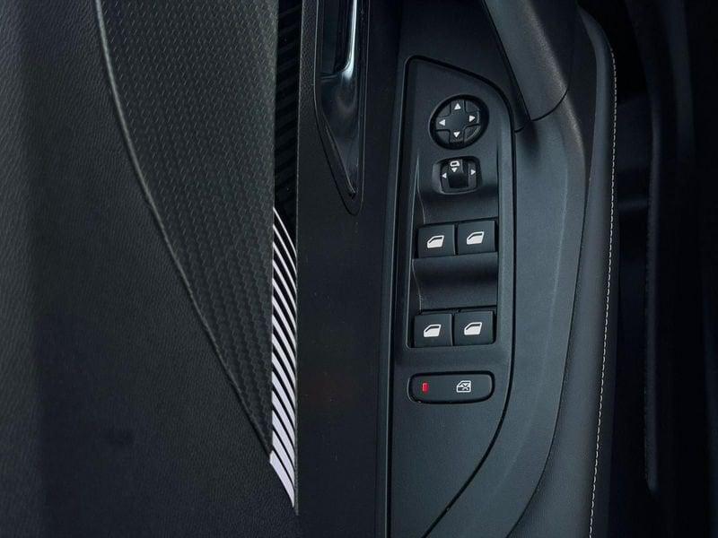 Peugeot 2008 PureTech 100cv S&S Allure