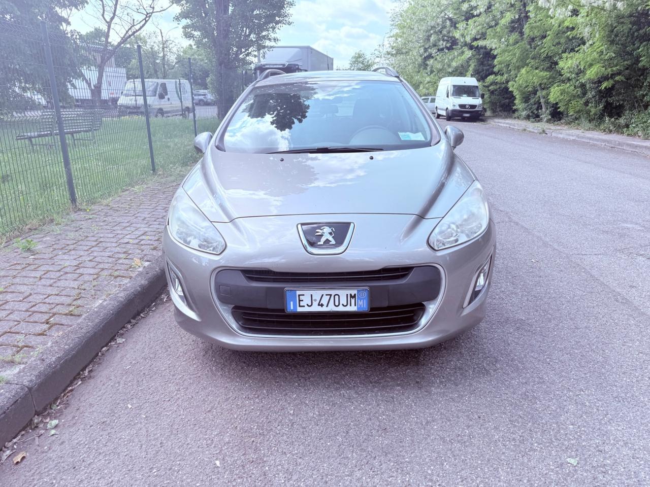 Peugeot 308 1.6 DIESEL- 140 MILA KM !!!! UNICO PROP!!!