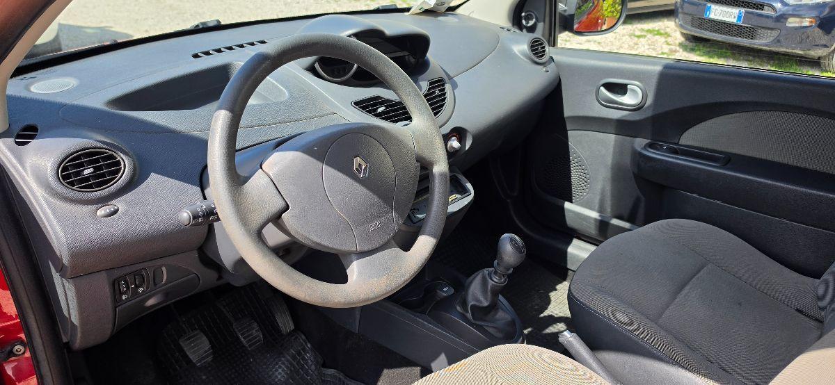 RENAULT Twingo 1.2 16V Dynamique