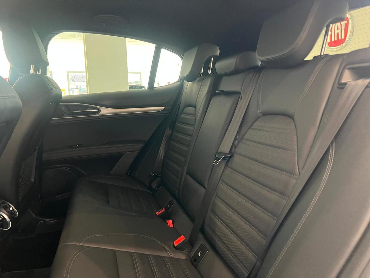 Alfa Romeo Stelvio 2.2 Turbodiesel 210 CV AT8 Q4 Veloce
