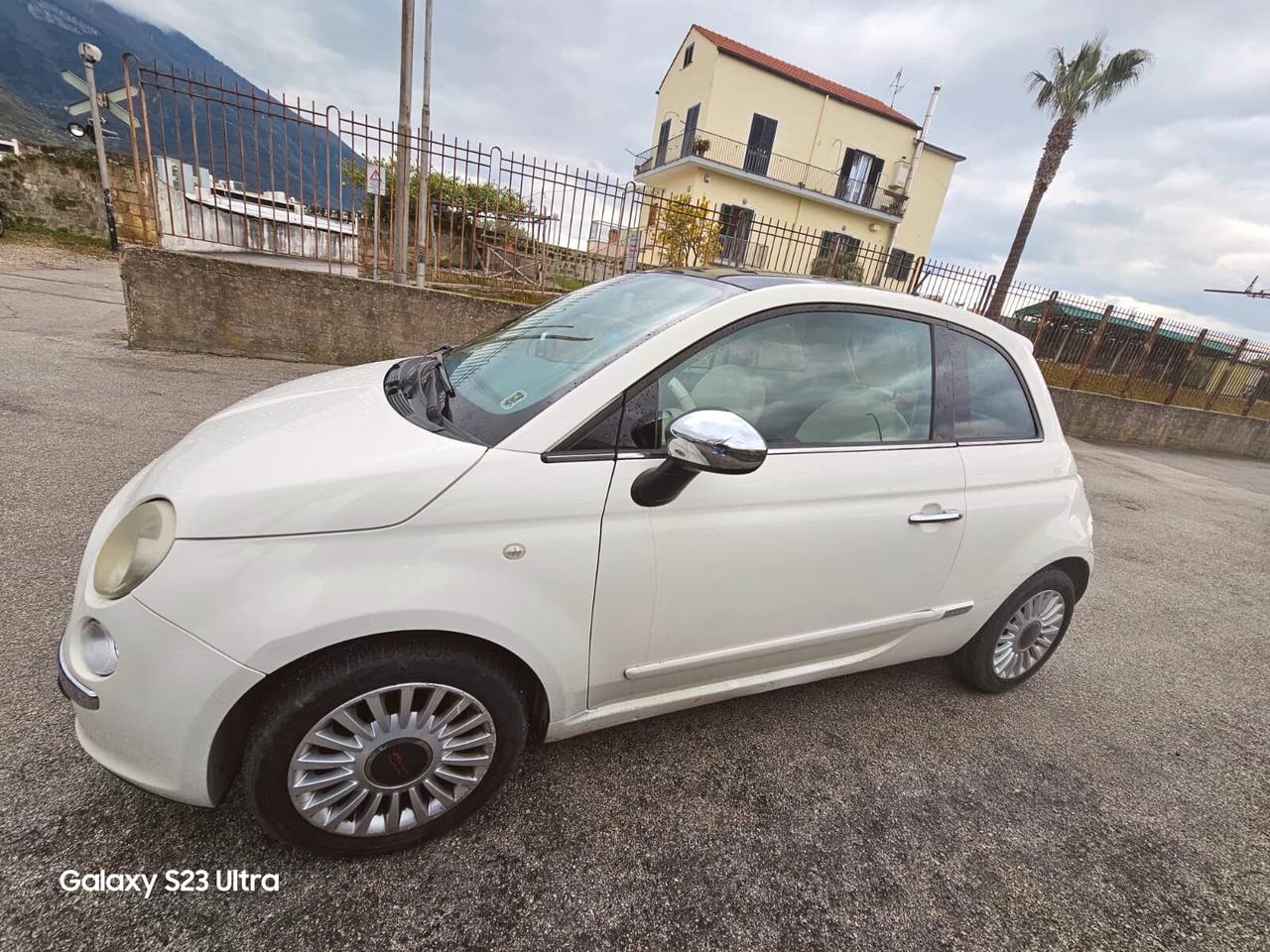 Fiat 500 MODELLO LOUNGE