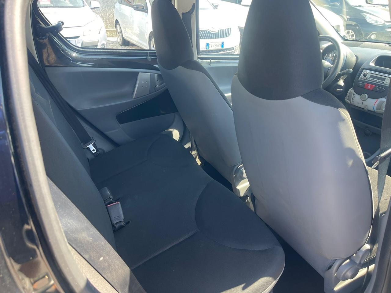 Toyota Aygo 1.0 12V VVT-i 5 porte Sol
